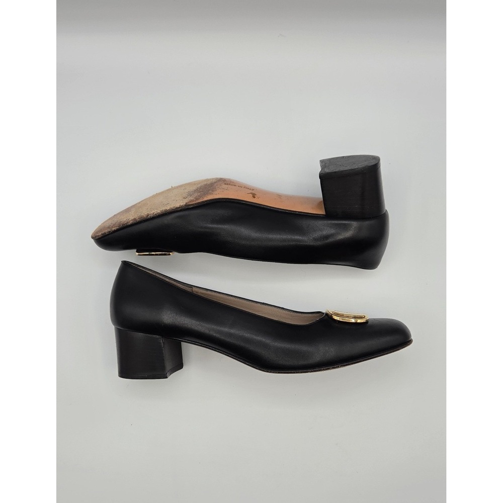 Salvatore Ferragamo Gancini Women's Pumps 8.5 B Black Leather Gold Buckle Italy - Picture 4 of 14